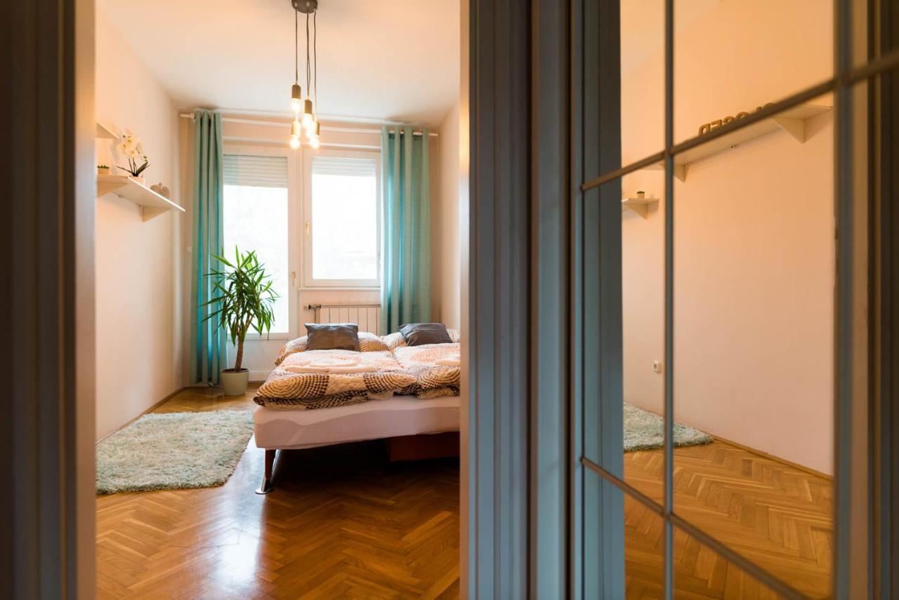 Szeged Gyoengye Apartment Exterior photo